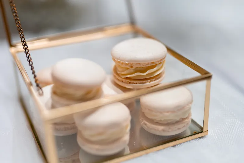 Makaroniki w złotym pudełku